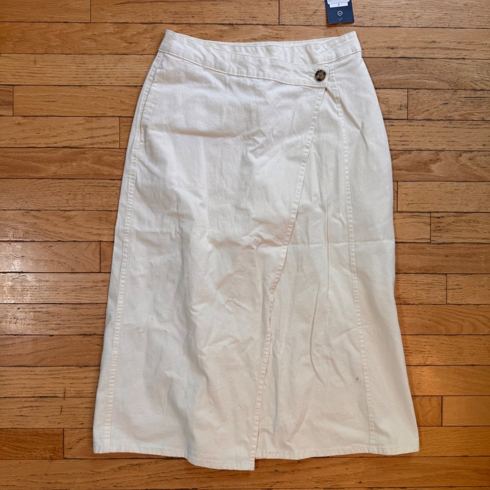 Universal Thread women Cream Midi Wrap Skirt Size 2 Stretch Cotton Twill Utility